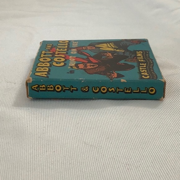 Castle Films 8mm Abbott and Costello. Riot on ice. - Picture 6 of 7